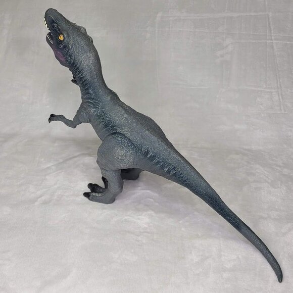 2014 20" Velociraptor 2234C Toys R US soft Rubber Jurassic Dinosaur - Picture 13 of 13